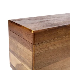 Caja con tapa de madera