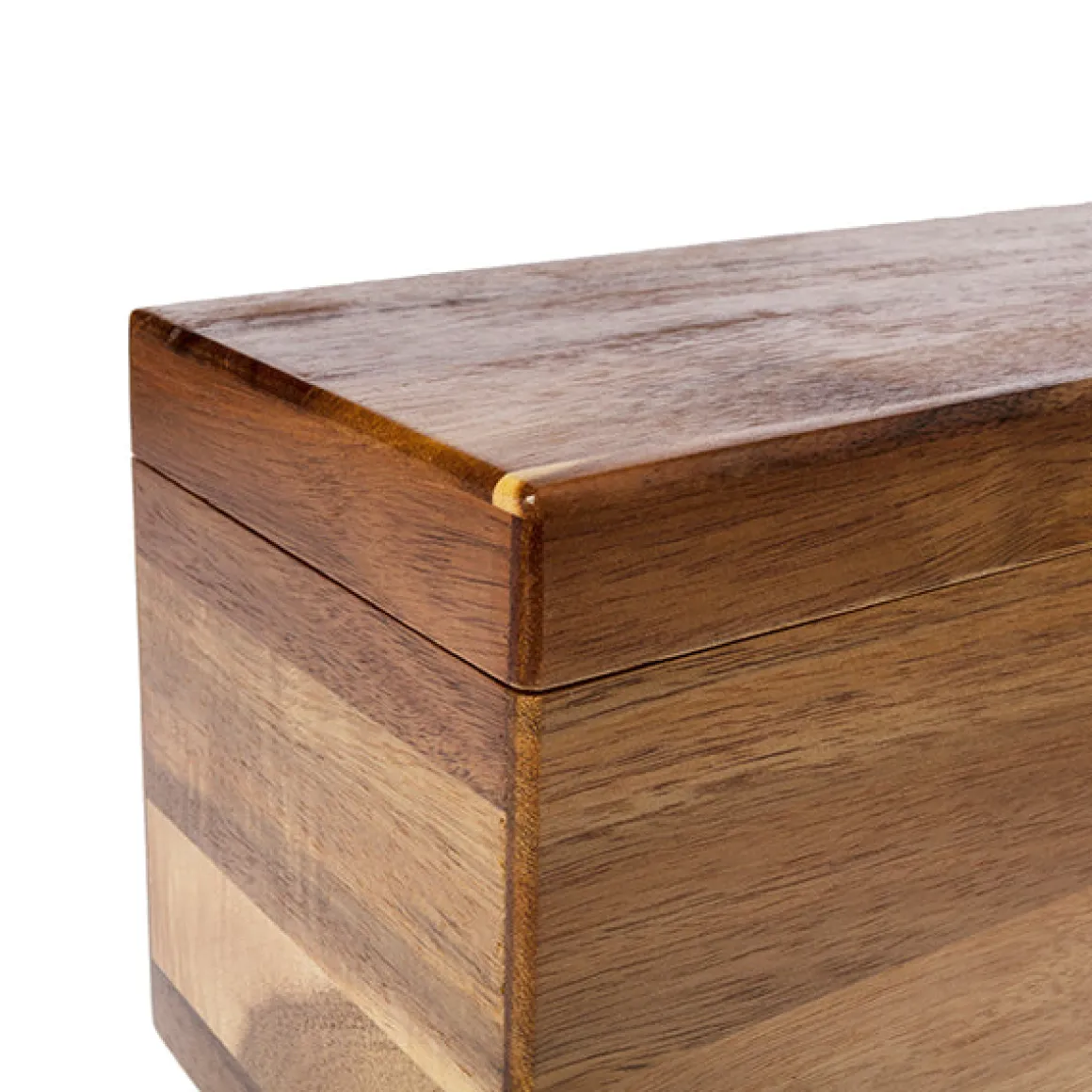 Caja con tapa de madera