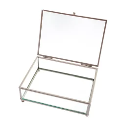 Caja metal pequeña