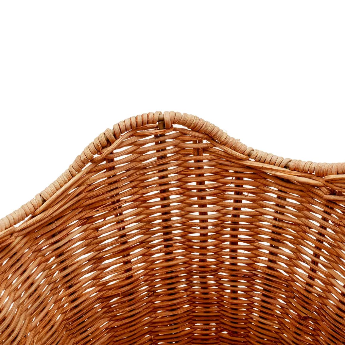 Cesta de ratán